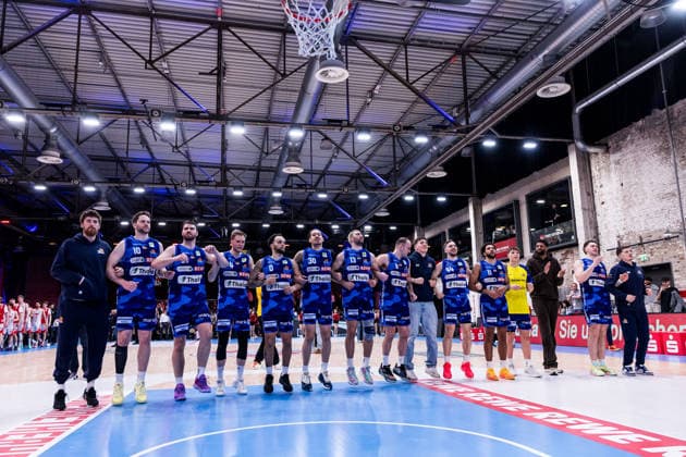 Barmer 2 Basketball Bundesliga ProA RheinStars Köln vs Phoenix Hagen, 23 03 2026 The players of Phoenix Hagen celebrate the narrow victory with Humba with the fans Barmer 2 Basketball Bundesliga ProA RheinStars Köln vs Phoenix Hagen, Cologne, Motorworld on 23 03 2026 Copyright: xBEAUTIFULxSPORTS Wunderlx