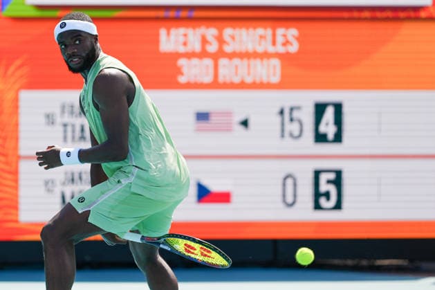 March 23, 2026, Miami Gardens, Florida, USA: Frances Tiafoe (USA) hits a tweener against Jacob Mensik (not pictured) during the men s third round singles match at the 2026 Miami Open presented by Itau at Hard Rock Stadium. Miami Gardens USA - ZUMAw109 20260323_fap_w109_029 Copyright: xDebbyxWongx