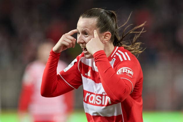 Goalscorer Hannah Eurlings 1 FC Union Berlin, 14 with goal celebration, jubilation, cheering, optimistic, game scene, highlight, joy about the goal to 4 0, portrait, close-up, single photo, single image, THE DFB REGULATIONS PROHIBIT ANY USE OF PHOTOGRAPHS AS IMAGE SEQUENCES AND OR QUASI VIDEO , 23 03 2026, Berlin Germany , Football, Google Pixel Womens Bundesliga, 1 FC Union Berlin SV Werder Bremen xobx