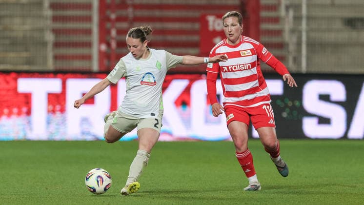 from left Chiara D Angelo SV Werder Bremen, 2 and Dina Orschmann 1 FC Union Berlin, 11 in duel, duel, dynamics, action, action, game scene, THE DFB REGULATIONS PROHIBIT ANY USE OF PHOTOGRAPHS AS IMAGE SEQUENCES AND OR QUASI VIDEO , 23 03 2026, Berlin Germany , Football, Google Pixel Womens Bundesliga, 1 FC Union Berlin SV Werder Bremen xobx