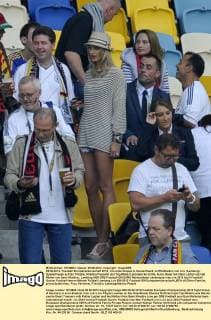 Football, EURO 2012, Germany - Portugal, players' wives and family of the DFB team on the tribune
