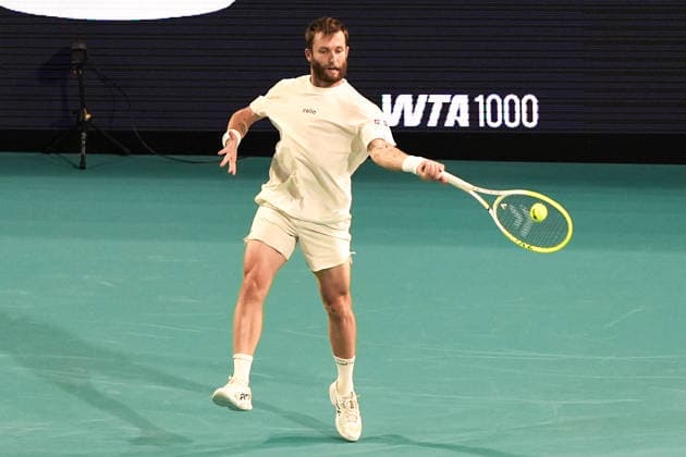 March 23, 2026, Miami Gardens, Florida, USA: Corentin Moutet (FRA) returns a shot to Jannick Sinner (not pictured) during the men s third round singles match at the 2026 Miami Open presented by Itau at Hard Rock Stadium. Miami Gardens USA - ZUMAw109 20260323_fap_w109_056 Copyright: xDebbyxWongx