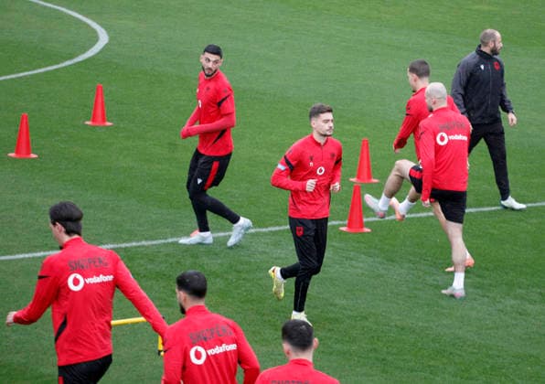 FIFA World Cup, WM, Weltmeisterschaft, Fussball UEFA Qualifiers Poland vs Albania, in Tirana, Albania, 23 March 2026. Albanian national team, Nationalteam football players, Ernest Muci, Armando Broja, attends a training session in Tirana on March 23, 2026, on the eve of the FIFA World Cup 2026 qualifier semi-final football match between Poland and Albania in Warsaw, Poland. Light Studio Agency Malton Dibra TIRANE ALBANIA Copyright: xMaltonxDibrax