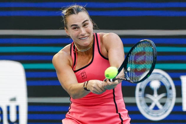 MIAMI GARDENS, FL - MARCH 23: Aryna Sabalenka in action during a women™s third round singles match against Qinwen Zheng (CHN) at the Miami Open on March 23, 2026, at Hard Rock Stadium in Miami Gardens, Florida,(Photo by Chris Arjoon Icon Sportswire) TENNIS: MAR 23 Miami Open EDITORIAL USE ONLY Icon2603230010080
