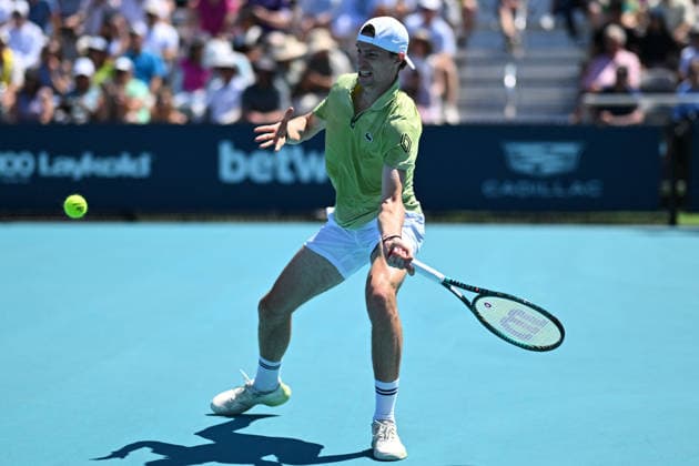 Itau Miami Tennis Open - Ugo Humbert Ugo Humbert (FRA) during his third round match at the Itau Miami Tennis Open in Miami , USA, on March 23, 2026. Photo by Corinne Dubreuil ABACAPRESS.COM Miami United States  Copyright: xDubreuilxCorinne ABACAx