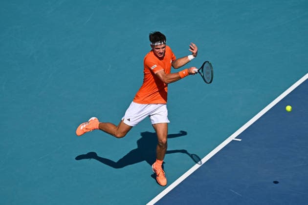 Itau Miami Tennis Open - Francisco Cerundolo Jakub Mensik (CZE) during his third round match at the Itau Miami Tennis Open in Miami , USA, on March 23, 2026. Photo by Corinne Dubreuil ABACAPRESS.COM Miami United States  Copyright: xDubreuilxCorinne ABACAx