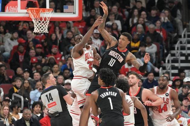 Chicago Bulls vs Houston Rockets - NBA, Basketball Herren, USA CHICAGO, ILLINOIS - MARCH 23: Jabari Smith (10) of the Houston Rockets in action during NBA game at the United Center on March 23, 2026, in Chicago, Illinois. Jacek Boczarski Anadolu Chicago United States. Editorial use only. Please get in touch for any other usage.  Copyright: x2026xAnadoluxJacekxBoczarskix