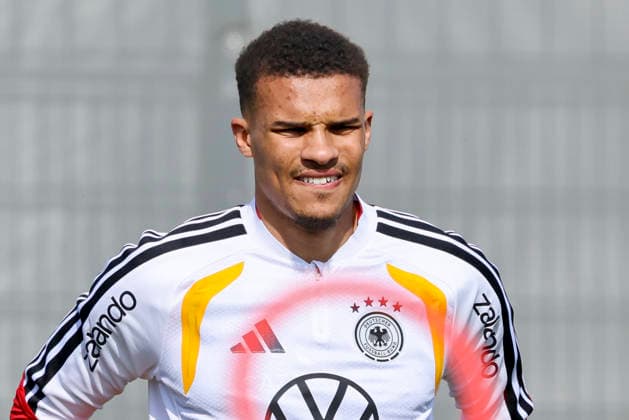 Malick Thiaw Germany looks on, , Training of the German national soccer team, Home Ground on March 24, 2026 in Herzogenaurach, Germany Photo by Marco Steinbrenner DeFodi Images Malick Thiaw Germany looks on, , Training of the German national soccer team, Home Ground, March 24, 2026 in Herzogenaurach, Germany Photo by Marco Steinbrenner DeFodi Images