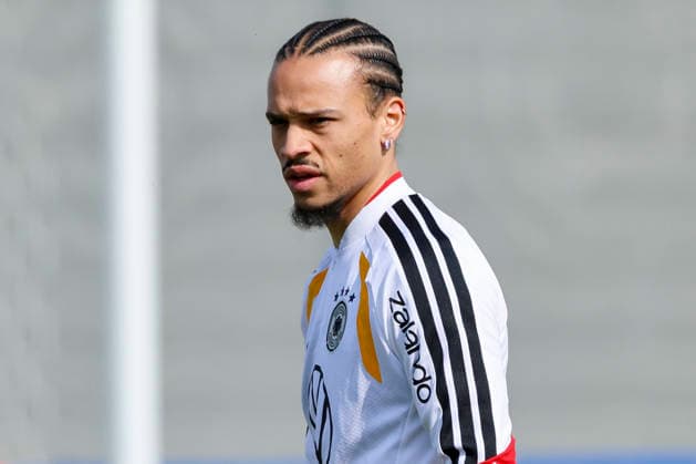 Leroy Sane Germany looks on, , Training of the German national soccer team, Home Ground on March 24, 2026 in Herzogenaurach, Germany Photo by Marco Steinbrenner DeFodi Images Leroy Sane Germany looks on, , Training of the German national soccer team, Home Ground, March 24, 2026 in Herzogenaurach, Germany Photo by Marco Steinbrenner DeFodi Images