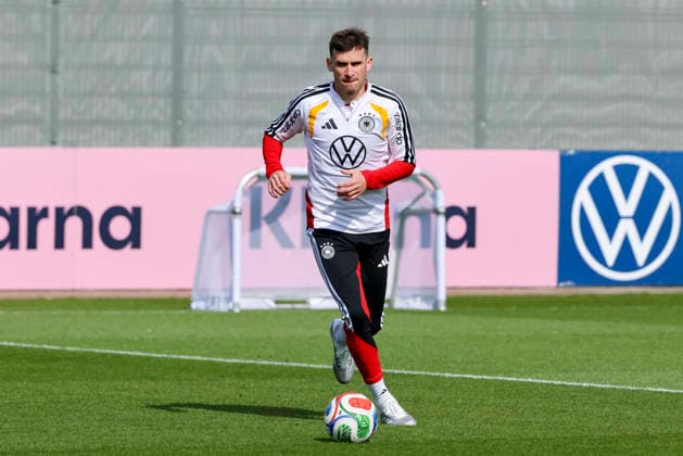 Pascal Gross Germany controls the ball, , Training of the German national soccer team, Home Ground, March 24, 2026 in Herzogenaurach, Germany Photo by Marco Steinbrenner DeFodi Images Pascal Gross Germany controls the ball, , Training of the German national soccer team, Home Ground, March 24, 2026 in Herzogenaurach, Germany Photo by Marco Steinbrenner DeFodi Images
