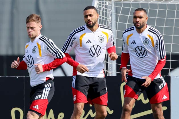 Joshua Kimmich Germany , Josha Vagnoman Germany and Jonathan Tah Germany warm up, , German national football team training, Home Ground on March 24, 2026 in Herzogenaurach, Germany Photo by Marco Steinbrenner DeFodi Images Joshua Kimmich Germany , Josha Vagnoman Germany and Jonathan Tah Germany warm up, , German national football team training, Home Ground, March 24, 2026 in Herzogenaurach, Germany Photo by Marco Steinbrenner DeFodi Images