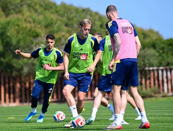 VALENCIA 20260324 of the Swedish national soccer team during todays training at the training facility outside Valencia ahead of Thursdays World Cup qualifying playoff against Ukraine VALENCIA SPAIN x10030x  Copyright: xJonasxEkströmer TTx VM-KVAL FOTBOLL HERRAR