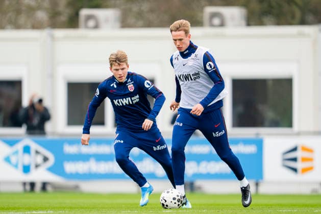 Training with the Norwegian men s national football team Amsterdam , Netherlands 20260324 Jens Petter Hauge and Torbjorn Lysaker Heggem during a training session with the Norwegian men s national football team at the AZ Alkmaar training Complex Photo Fredrik Varfjell NTB Amsterdam Netherlands EDITORIAL USE ONLY RESTRICTED USE FOR BETTING COMPANIES  Copyright: xFredrikxVarfjellx xNTBx