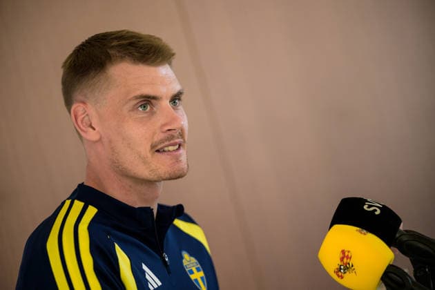 260324 Eric Smith of the Swedish national football team after a training session on March 24, 2026 in Valencia Photo Joel Marklund BILDBYRAN code JM JM0805 bbeng fotboll football soccer fotball vm kval fifa world cup qualifier qualifier träning practice training sverige sweden sverige a  Copyright: JOELxMARKLUND BB260324JM092