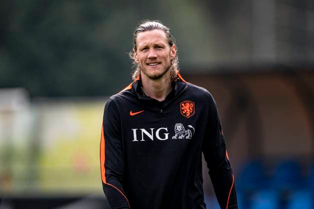 ZEIST Wout Weghorst of the Netherlands during the training of the Dutch national football team at the KNVB Campus in the run up to the World Cup friendly against Norway on March 24, 2026 in Zeist, the Netherlands Photo by Stefan Koops EYE4IMAGES DeFodi Images