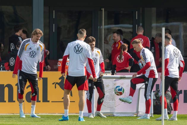 Report 24 03 2026 First training session for the mens national soccer team at adidas in Herzogenaurach ahead of the international matches against Switzerland and Ghana A bit of playing with the ball at the start Herzogenaurach Bavaria Germany