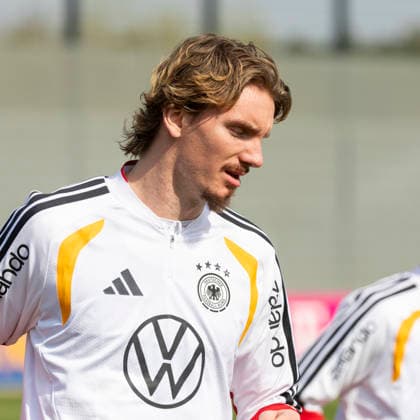 Report 24 03 2026 First training session of the mens national soccer team at adidas in Herzogenaurach ahead of the international matches against Switzerland and Ghana Nick Woltemade Herzogenaurach Bavaria Germany