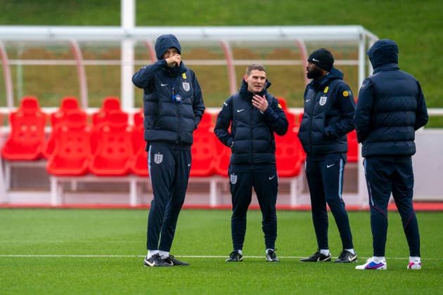 England Training & Media Thomas Tuchel and his team during the England training session at St. George s Park, Burton upon Trent, England on 24 March 2026 Credit: Alex Young Every Second Media Editorial use only. All images are copyright Every Second Media Limited. No images may be reproduced without prior permission. Copyright: xIMAGO EveryxSecondxMediax ESM-1876-0001 AlexxYoungx xEveryxSecondxMediax