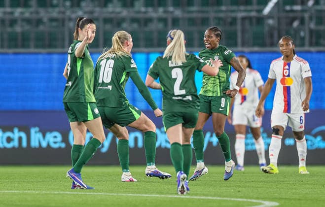 GER, Wolfsburg, VfL Wolfsburg vs Olympique Lyon, WomenÂs Champions League, Football, UEFA, Season 2025 2026, AOK Arena, Quarter-final, First leg in picture Lineth Beerensteyn VfL Wolfsburg Women 9 , Goal, Cheers and joy, Emotions, 1 0 DFB DFL REGULATIONS PROHIBIT ANY USE OF PHOTOGRAPHS AS IMAGE SEQUENCES AND OR QUASI VIDEO, 24 03 2026 Copyright: HMBxMedia HendrikxHamelau