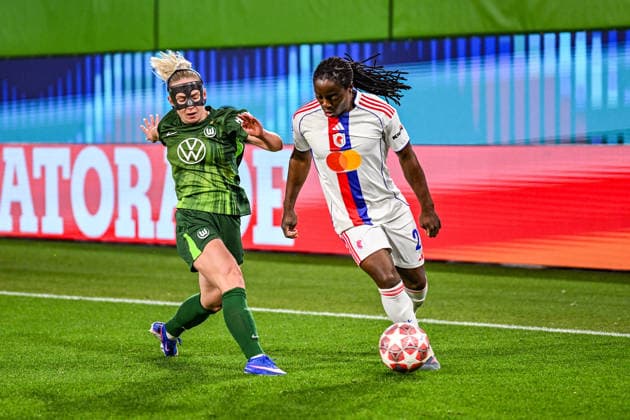 Soccer I Women I Season 2025 2026 I Champions League I Quarterfinals I VfL Wolfsburg OL Lyonnes I 24 03 2026 duel Thea Bjelde 2, VfL Wolfsburg vs Tabitha Chawinga 22, OL Lyonnes Wolfsburg Volkswagen Arena Niedersachsen Germany Copyright: xLobeca InesxHähnelx