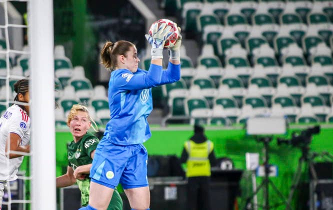 Germany Football UEFA Women™s Champions League 2025 2026, quarter-final VfL Wolfsburg vs OL Lyonnes Volkswagen Arena Wolfsburg Stina Johannes VfL Wolfsburg Women, 1 Wolfsburg Copyright: xAymanxAlahmedx