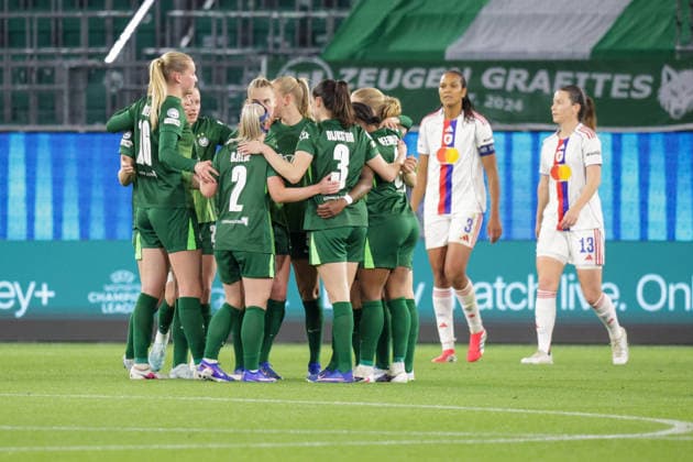 24 03 2026, xgrfx, Football UEFA Women s Champions League Quarterfinals , VfL Wolfsburg Olympique Lyon v l Goal,, Lineth Beerensteyn to 1 0 VfL Wolfsburg DFL DFB REGULATIONS PROHIBIT ANY USE OF PHOTOGRAPHS as IMAGE SEQUENCES and or QUASI VIDEO Wolfsburg