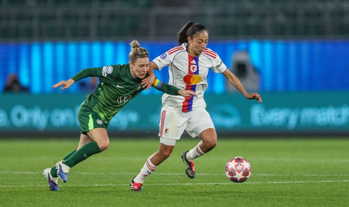 GER, Wolfsburg, VfL Wolfsburg vs Olympique Lyon, WomenÂs Champions League, Football, UEFA, Season 2025 2026, AOK Arena, Quarter-final, First leg in picture f l Svenja Huth VfL Wolfsburg Women 10 , Selma Bacha Olympique Lyon Women DFB DFL REGULATIONS PROHIBIT ANY USE OF PHOTOGRAPHS AS IMAGE SEQUENCES AND OR QUASI VIDEO, 24 03 2026 Copyright: HMBxMedia HendrikxHamelau