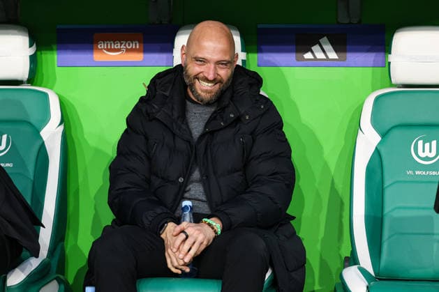 Coach Stephan Lerch VfL Wolfsburg Womens Champions League quarter-finals 2025 2026 season VfL Wolfsburg vs OL Lyonnes Lyon at the Volkswagen Arena in Wolfsburg Football,women,women,women,Germany,24 03 2026