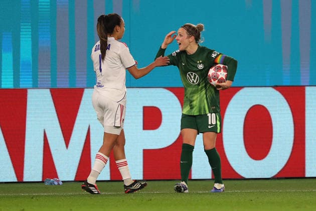 VfL vs Lyon, CL Women, Wolfsburg, 24 03 2026, Football, Women, VfL Wolfsburg vs Olympique Lyon, Champions League, Quarterfinals, Season 2025 2026, Vicki Becho Lyon , Svenja Huth VfL Wolfsburg AOK Stadion Niedersachsen Germany