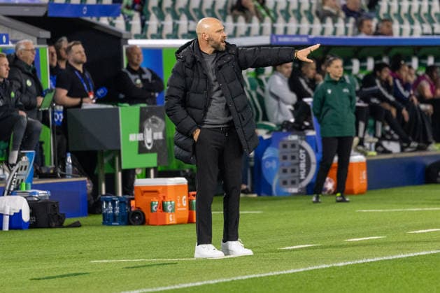 Germany Football UEFA Women™s Champions League 2025 2026, quarter-final VfL Wolfsburg vs OL Lyonnes Volkswagen Arena Wolfsburg Lerch Stephan VfL Wolfsburg, coach Copyright: xMichellexLukax