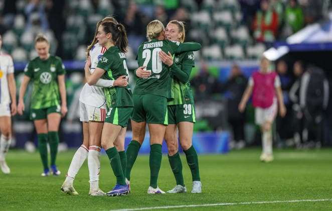 GER, Wolfsburg, VfL Wolfsburg vs Olympique Lyon, WomenÂs Champions League, Football, UEFA, Season 2025 2026, AOK Arena, Quarter-final, First leg in picture Joy and emotions after the victory at Vfl Wolfsburg DFB DFL REGULATIONS PROHIBIT ANY USE OF PHOTOGRAPHS AS IMAGE SEQUENCES AND OR QUASI VIDEO, 24 03 2026 Copyright: HMBxMedia HendrikxHamelau