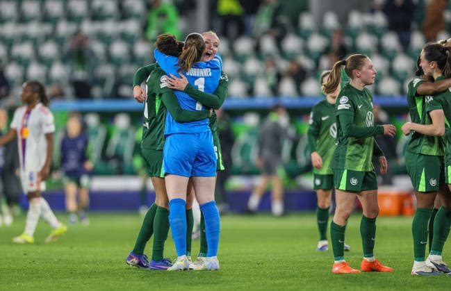 GER, Wolfsburg, VfL Wolfsburg vs Olympique Lyon, WomenÂs Champions League, Football, UEFA, Season 2025 2026, AOK Arena, Quarter-final, First leg in picture Joy and emotions after the victory at Vfl Wolfsburg DFB DFL REGULATIONS PROHIBIT ANY USE OF PHOTOGRAPHS AS IMAGE SEQUENCES AND OR QUASI VIDEO, 24 03 2026 Copyright: HMBxMedia HendrikxHamelau