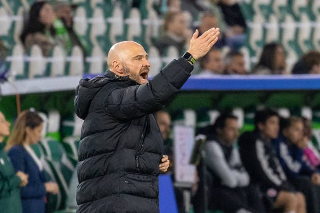 Germany Football UEFA Women™s Champions League 2025 2026, quarter-final VfL Wolfsburg vs OL Lyonnes Volkswagen Arena Wolfsburg Lerch Stephan VfL Wolfsburg, coach Copyright: xMichellexLukax