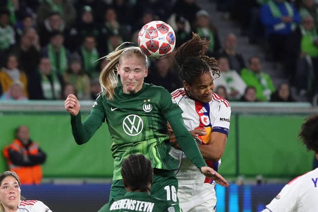 VfL vs Lyon, CL Women, Wolfsburg, 24 03 2026, Football, Women, VfL Wolfsburg vs Olympique Lyon, Champions League, Quarterfinals, Season 2025 2026, Camilla Küver VfL Wolfsburg , Wendie Renard Lyon AOK Stadion Niedersachsen Germany