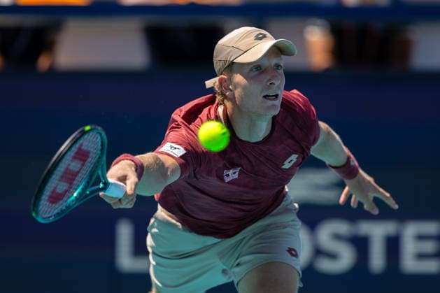 2026 Miami Open Presented By Itau - Day 8 Martin Landaluce of Spain competes against Sebastian Korda of the United States during their match on Day 8 of the Miami Open at Hard Rock Stadium in Miami Gardens, Florida, on March 24, 2026. Miami Gardens FL United States  Copyright: xMauricioxPaizx originalFilename:paiz-miamiope260324_np5Hm.jpg