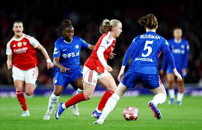 Beth Mead of Arsenal. Arsenal Women v Chelsea Women, UEFA Women s Champions League, Quarter Final, First Leg, Football, Emirates Stadium, London, UK - 24 Mar 2026London Emirates Stadium United Kingdom EDITORIAL USE ONLY No use with unauthorised audio, video, data, fixture lists, club league logos or live services. Online in-match use limited to 120 images, no video emulation. No use in betting, games or single club league player publications.  Copyright: xJamesxMarsh Shutterstockx 16787096z