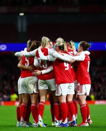 Stina Blackstenius of Arsenal celebrates scoring a goal after making the score 1-0. Arsenal Women v Chelsea Women, UEFA Women s Champions League, Quarter Final, First Leg, Football, Emirates Stadium, London, UK - 24 Mar 2026London Emirates Stadium United Kingdom EDITORIAL USE ONLY No use with unauthorised audio, video, data, fixture lists, club league logos or live services. Online in-match use limited to 120 images, no video emulation. No use in betting, games or single club league player publications.  Copyright: xJamesxMarsh Shutterstockx 16787096x