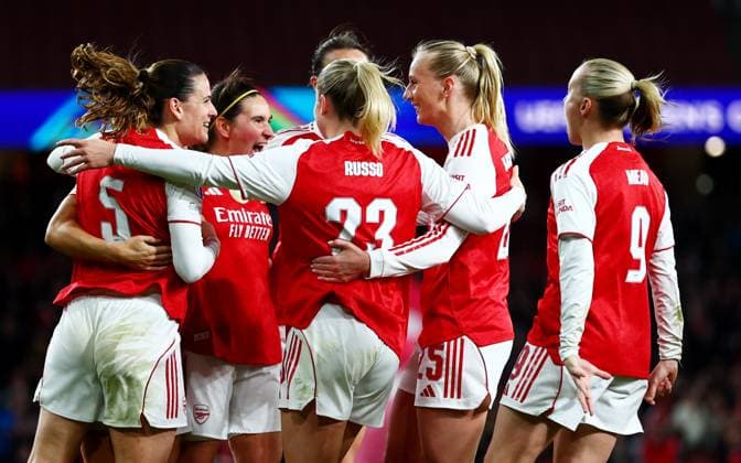 Stina Blackstenius of Arsenal celebrates scoring a goal after making the score 1-0. Arsenal Women v Chelsea Women, UEFA Women s Champions League, Quarter Final, First Leg, Football, Emirates Stadium, London, UK - 24 Mar 2026London Emirates Stadium United Kingdom EDITORIAL USE ONLY No use with unauthorised audio, video, data, fixture lists, club league logos or live services. Online in-match use limited to 120 images, no video emulation. No use in betting, games or single club league player publications.  Copyright: xJamesxMarsh Shutterstockx 16787096aj