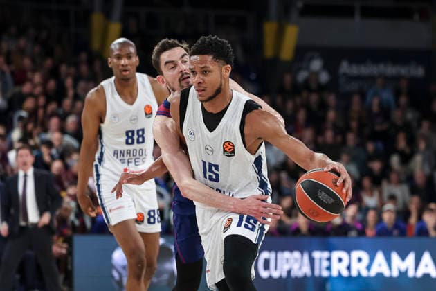 March 24, 2026, Barcelona, Barcelona, Spain: PJ Dozier of Anadolu Efes Istanbul and Tomas Satoransky of FC Barcelona, Barca in action during the EuroLeague Regular Season Round 33 match played between FC Barcelona and Anadolu Efes Istanbul at Palau Blaugrana on March 24, 2026 in Barcelona, Spain. Barcelona Spain - ZUMAa181 20260324_zaa_a181_128 Copyright: xJavierxBorregox