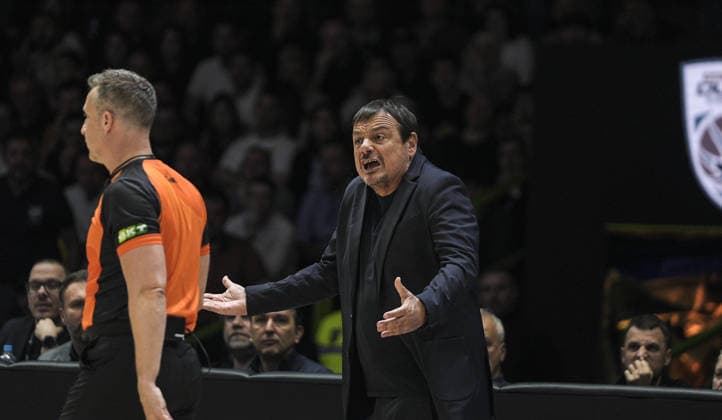 Dubai Basketball v Panathinaikos Aktor Athens - Euroleague SARAJEVO, BOSNIA AND HERZEGOVINA - MARCH 24: Ergin Ataman, Head Coach of Panathinaikos AKTOR Athens reacts during the EuroLeague match between Dubai Basketball and Panathinaikos Aktor Athens at Zetra Arena on March 24, 2026 in Sarajevo, Bosnia and Herzegovina. Samir Jordamovic Anadolu Sarajevo Bosnia and Herzegovina. Editorial use only. Please get in touch for any other usage.  Copyright: x2026xAnadoluxSamirxJordamovicx
