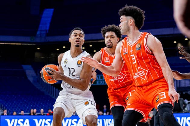 ESP Real Madrid v Hapoel IBI Tel Aviv Euroleague Theo Maledon of Real Madrid during the Euroleague match, between Real Madrid and Hapoel IBI Tel Aviv played at Movistar Arena Stadium on March 24, 2026 in Madrid Spain Madrid Spain Basketball Copyright: xAlbaxPachecox xAgenciaxLOFx