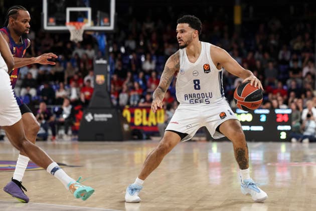 March 24, 2026, Barcelona, Barcelona, Spain: Nick Weiler-Babb of Anadolu Efes Istanbul in action during the EuroLeague Regular Season Round 33 match played between FC Barcelona, Barca and Anadolu Efes Istanbul at Palau Blaugrana on March 24, 2026 in Barcelona, Spain. Barcelona Spain - ZUMAa181 20260324_zaa_a181_171 Copyright: xJavierxBorregox