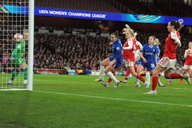 Football - 2025 2026 UEFA Women™s Champions League - Quarter Final, First Leg: Arsenal vs. Chelsea - Emirates Stadium - Tuesday 24th March 2026 Stina Blackstenius of Arsenal heads the first goal 