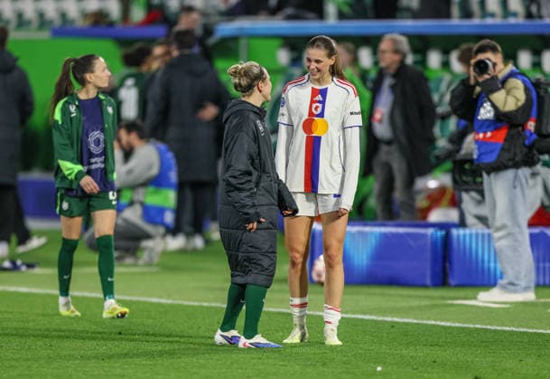 GER, Wolfsburg, VfL Wolfsburg vs Olympique Lyon, WomenÂs Champions League, Football, UEFA, Season 2025 2026, AOK Arena, Quarter-final, First leg in picture Jule Brand Olympique Lyon Women 29 with Svenja Huth VfL Wolfsburg Women 10 after the match DFB DFL REGULATIONS PROHIBIT ANY USE OF PHOTOGRAPHS AS IMAGE SEQUENCES AND OR QUASI VIDEO, 24 03 2026 Copyright: HMBxMedia HendrikxHamelau