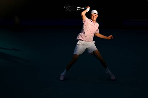 Itau Miami Tennis Open - Jannik Sinner Jannik Sinner (ITA) during his fourth round match at the Itau Miami Tennis Open in Miami , USA, on March 24, 2026. Photo by Corinne Dubreuil ABACAPRESS.COM Miami United States  Copyright: xDubreuilxCorinne ABACAx
