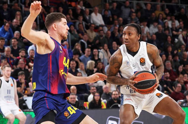 FC Barcelona, Barca v Anadolu Efes Istanbul - Euroleague 2025 2026 Joel Parra and Saben Lee play during the match between FC Barcelona and Anadolu Efes Istanbul, corresponding to round 32 of the Euroleague, at the Palau Blaugrana in Barcelona, Spain, on March 24, 2026. Barcelona Barcelona Spain  Copyright: xUrbanandsportx originalFilename:urbanandsport-fcbarcel260324_np5n0.jpg