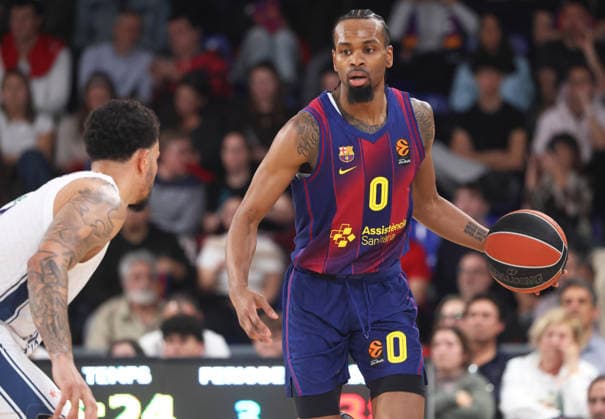 FC Barcelona, Barca v Anadolu Efes Istanbul - Euroleague 2025 2026 Kevin Punter plays during the match between FC Barcelona and Anadolu Efes Istanbul, corresponding to round 32 of the Euroleague, at the Palau Blaugrana in Barcelona, Spain, on March 24, 2026. Barcelona Barcelona Spain  Copyright: xUrbanandsportx originalFilename:urbanandsport-fcbarcel260324_npH4X.jpg