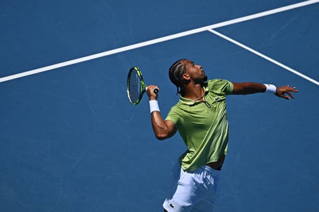Itau Miami Tennis Open - Arthur Fils Arthur Fils (FRA) during his fourth round match at the Itau Miami Tennis Open in Miami , USA, on March 24, 2026. Photo by Corinne Dubreuil ABACAPRESS.COM Miami United States  Copyright: xDubreuilxCorinne ABACAx