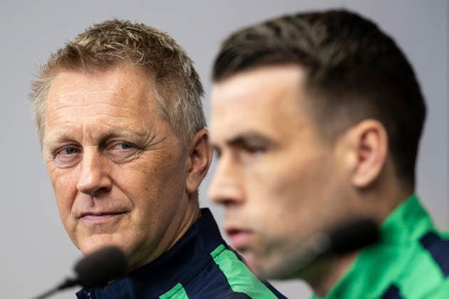 From left: Heimir Hallgrimsson, head coach of Ireland, and defender Seamus Coleman at a press conference, PK, Pressekonferenz within media programme before the match Czech Republic vs Ireland, semi-final of the European play-off for qualification to the football World Cup, in Prague, Czech Republic, on March 25, 2026. (CTKxPhoto MichalxKamaryt) CTKPhotoP2026032502977  CTKPhotoP2026032502977