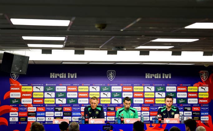 Republic of Ireland press conference, PK, Pressekonferenz Fortune Arena, Prague, Czech Republic 25 3 2026 Manager Heimir Hallgrimsson and Seamus Coleman Heimir Hallgrimsson and Seamus Coleman 25 3 2026  Copyright: x INPHO BenxBradyx BB2_0690